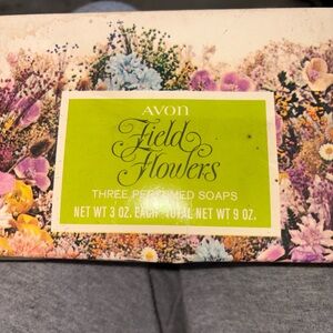 Avon Field Flowers Perfumed Soaps - Floral Design very old vintage love smell